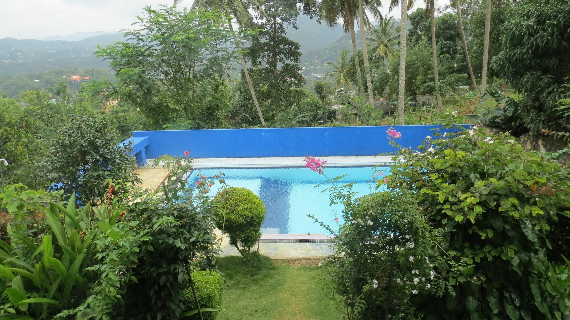 The Change Hotel Kandy Eksteriør bilde